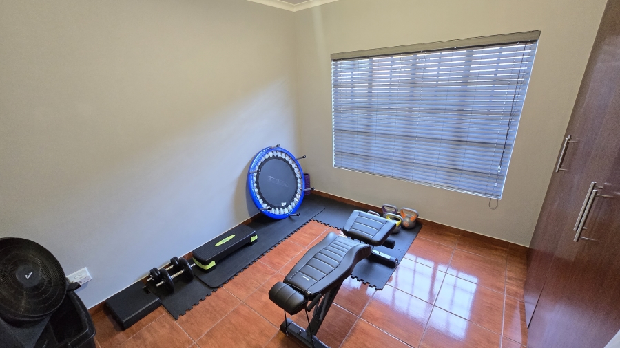 4 Bedroom Property for Sale in Waterkloof East North West